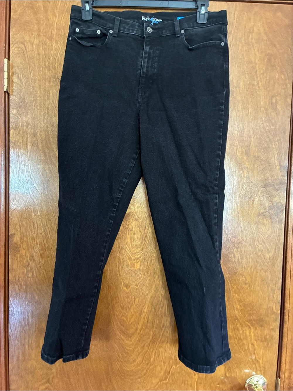 Style & Co. Black Straight Leg Stretch Jeans Size 16Petite